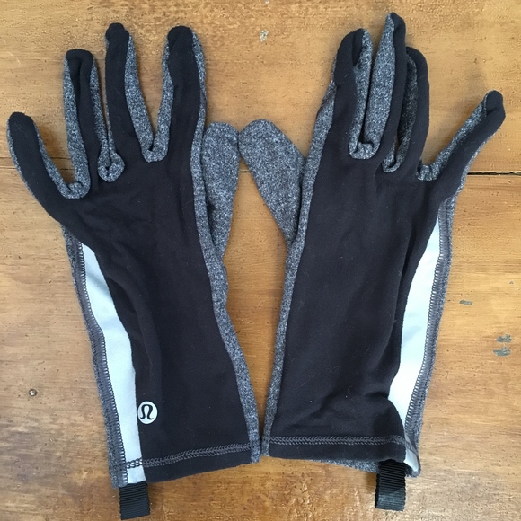 lululemon run with me gloves